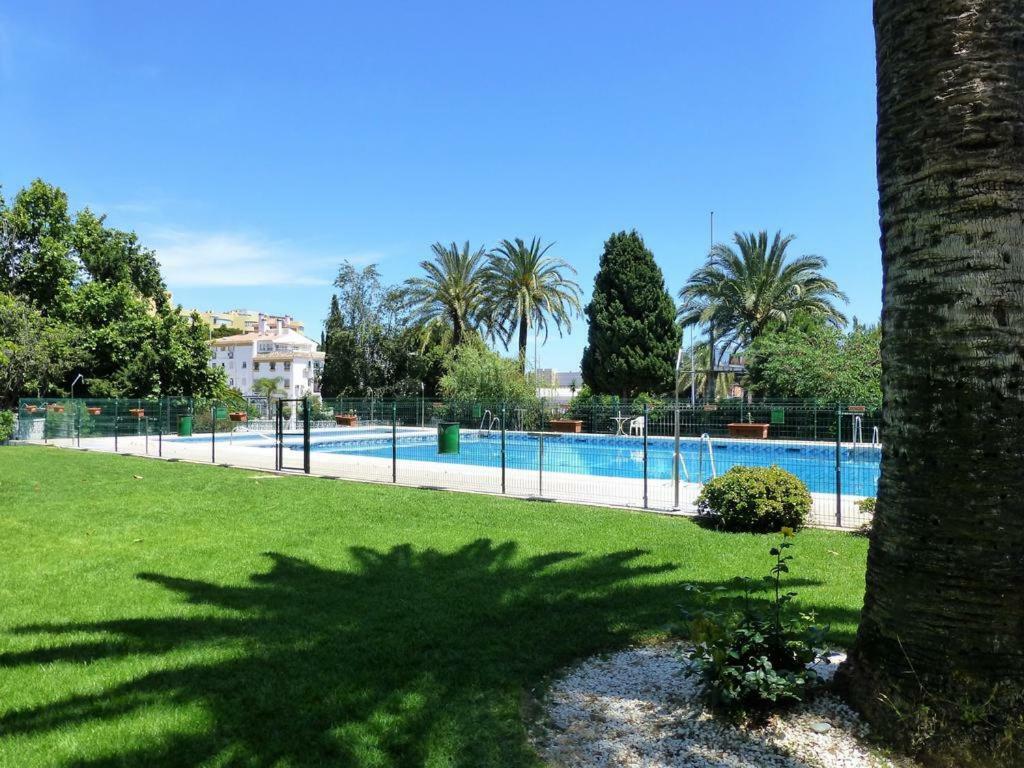 Mar Del Sur Apartamentos- Piscina Y Playa - Parking Gratis Benalmadena Bagian luar foto